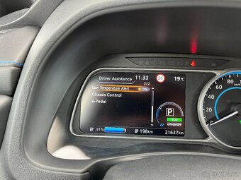 Nissan Leaf elektro 110KW,SOH92%, vč.DPH,Navi,Kamera,KeyFree - 16