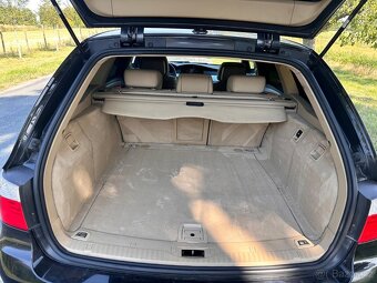 Bmw e61 525xd facelift - 16