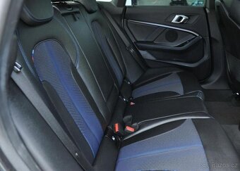 BMW Řada 2 218i M-SPORT ČR 1.MAJ - 16