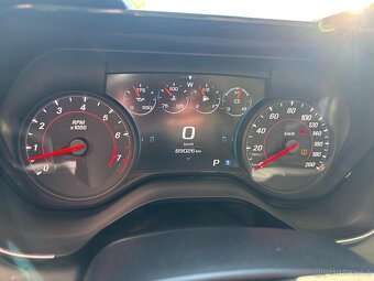 Chevrolet Camaro SS 6.2V8 - 16