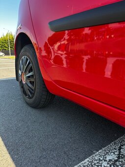 Toyota Yaris - 16