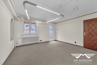Prodej rodinného domu s garáží dílnou a zahradou - Praha - K - 16