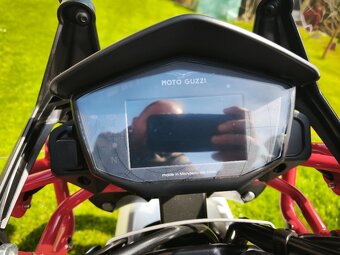 Moto Guzzi V 85 TT Evocative Giallo Mojave (2022) nádherná,s - 16