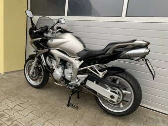 Yamaha FZ6 Fazer - 16