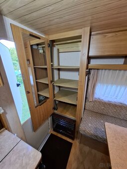 BURSTNER CLUB 370, s ČR TP a platnou STK - PŘEDSTAN - 16