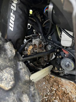 Can-am outlander 800r max 5145km nová tk - 16