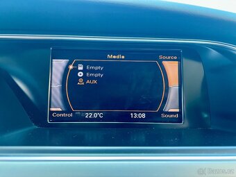 Audi A5 2.0TFSi QUATTRO BIXENON 155KW/2010/84056km - 16
