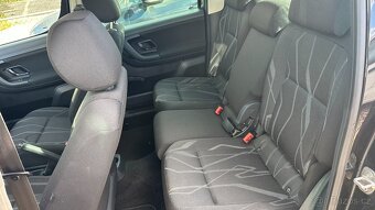 Škoda Roomster 1.2TSi 63kW Servis,Výbava - 16