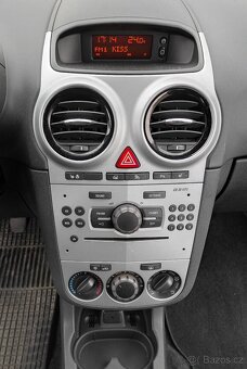 Opel Corsa D 1,4 64 kW r.v. 2012, 2x klíč, 2x kola, serviska - 16