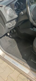 Dacia Logan 1.2 - 16