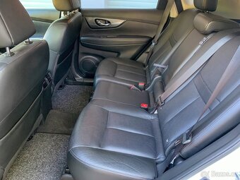 NISSAN X-TRAIL T32 1,6dCi 4x4 TEKNA 2016 TOP STAV - 16