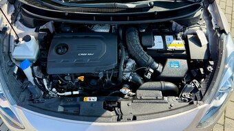 Hyundai i30 //1.6CRDi//81kW//STYLE//AUTOMAT//141TKM// - 16