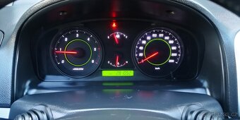 Chevrolet Captiva 2,0 VCDi - 16V - 110kw. . 4X4 - 7 MÍSTNÉ - 16