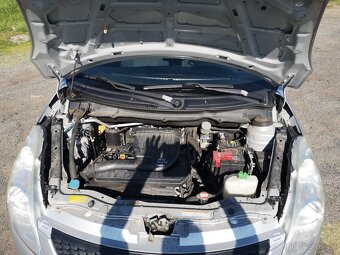 SUZUKI SWIFT 2011 1.2BENZÍN POHON 4X4 STK - 16