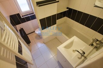 Pronájem bytu 3+kk, balkon, sklep, Velvary, ulice Malovarská - 16