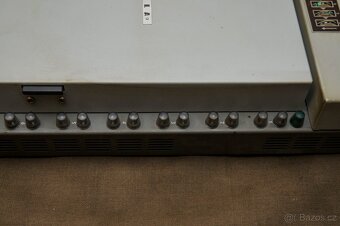 Radiostanice Tesla PR11 přenosná 8 kanálová 32 MHz - 16