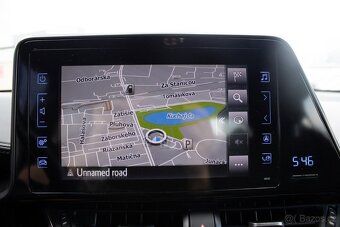 Toyota C-HR 1.8 Hybrid Executive E-CVT FWD - 16