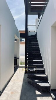 Prodej vily 3+1, 175 m2, s terasou 60 m2, pozemek 340 m2 – p - 16