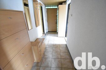 Prodej bytu 3+1 91 m², Karlovy Vary - Stará Role - 16