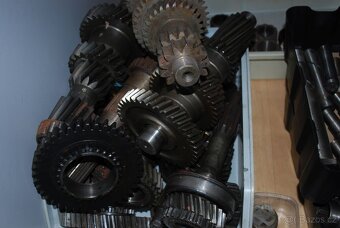 Avia A15 - A31T - velké množství NOVÝCH dílů - 16