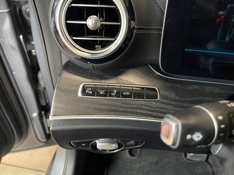 Mercedes-Benz Třídy E, E53 AMG ČR 79t.km Servisováno - 16