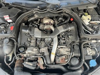 Mercedes C320 CDI - 16