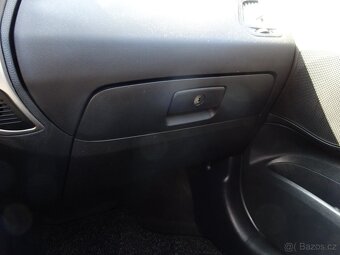 Hyundai ix35 2,0 CRDI - 16
