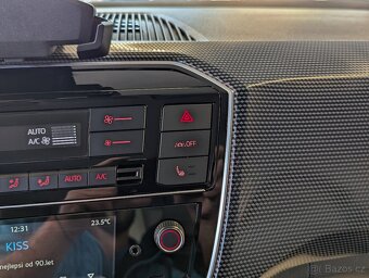 Volkswagen e-up 61kW, bat. 36.8kWh, KAMERA, LANE, DPH - 16