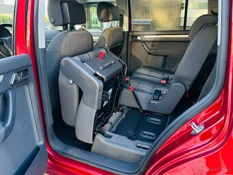 Volkswagen Touran 1.2TSI 77KW 7MÍST MANUÁL VÝHŘEV SERVISKA - 16