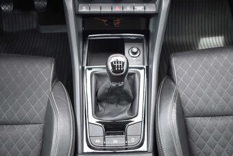 Škoda Karoq, 2.0TDi.TAŽNÉ.VIRTUAL.KAMERA.MANUÁL - 16