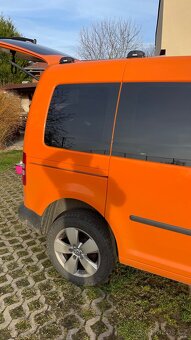 Vestavba VW Caddy - 16