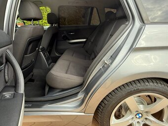 BMW 320i AUTOMAT - NAVI XENON / 04/2012 - 160.801km / KRÁSNÝ - 16