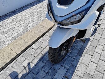 Honda Pcx 125 Dx -ČR 6let záruka Bílá - 16