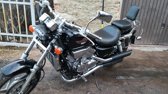 Honda Magna 750 - 16