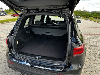Mercedes-Benz GLB - 16