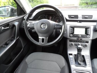 VW Passat B7 2.0 TDI 130 KW,Xenon,Navi.R.V.07/2014 Zachovalé - 16