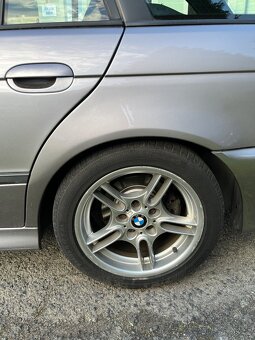 Bmw e39 528i - 16