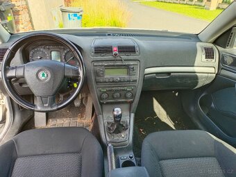 Škoda Octavia 1.6 FSi 85 Kw, Elegance - 16