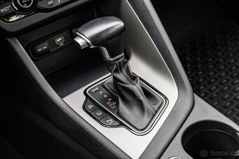 Kia Niro 1.6 GDi Plug-in Hybrid Gold A/T 2019 - 16