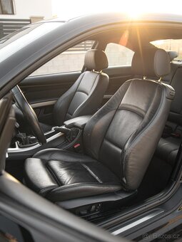 BMW Řada 3, E92 320i 2,0/125kW ČR 2.maj - 16