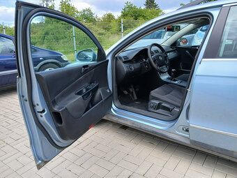 Volkswagen Passat 2,0 TDI 103 kW KOROZE - 16