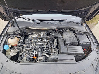 Volkswagen Passat Variant, 2.0TDi 125kW DSG+4x4+serviska - 16