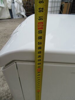 Nabízím pračku Elektrolux vrchní plnění na 6kg. Plně funkční - 16