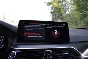 BMW rad 5 Touring 530d xDrive Mpaket LED+ 360 cam Webasto - 16