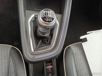 Renault Clio techno TCe 90 - 16