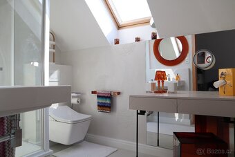 Exkluzivní dům s vlastním SPA areálem - 16