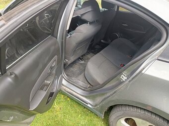 Chevrolet Cruze 2.0 - 16