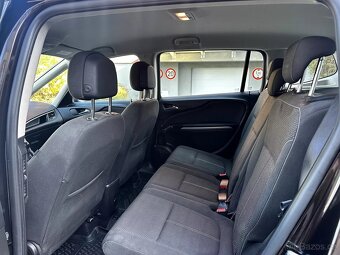 Opel Zafira Tourer 1.4 T 103kW 7 míst 1. Maj Původ ČR Navi - 16