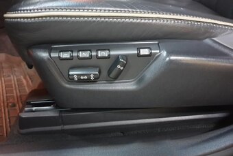 Volvo XC90 2.4 D5 AWD 147KW model 2014 - 16