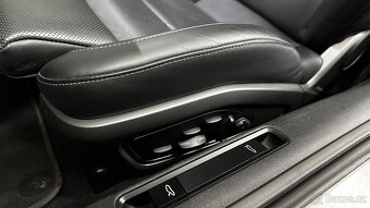 Porsche TURBO S / AKTIVNÍ AERO / KERAMICKÉ BRZDY / ZÁRUKA - 16